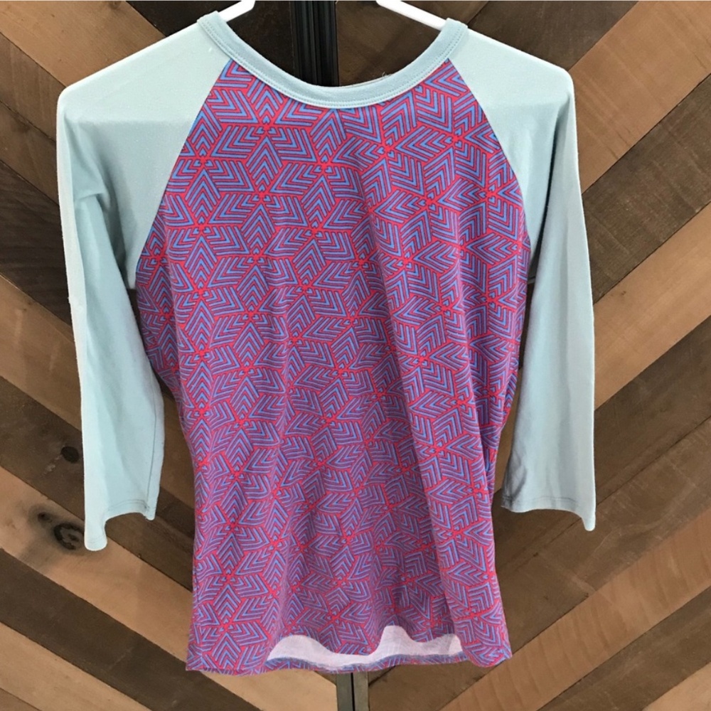 Lularoe Randy Top - Picture 2 of 3